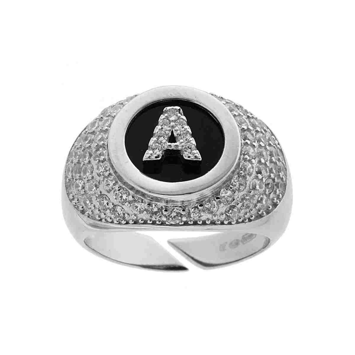 Anello Fascione Zirconi Bianchi con Lettera Zirconi Bianchi su fondo nero in ARGENTO 925 Galvanica Rodio