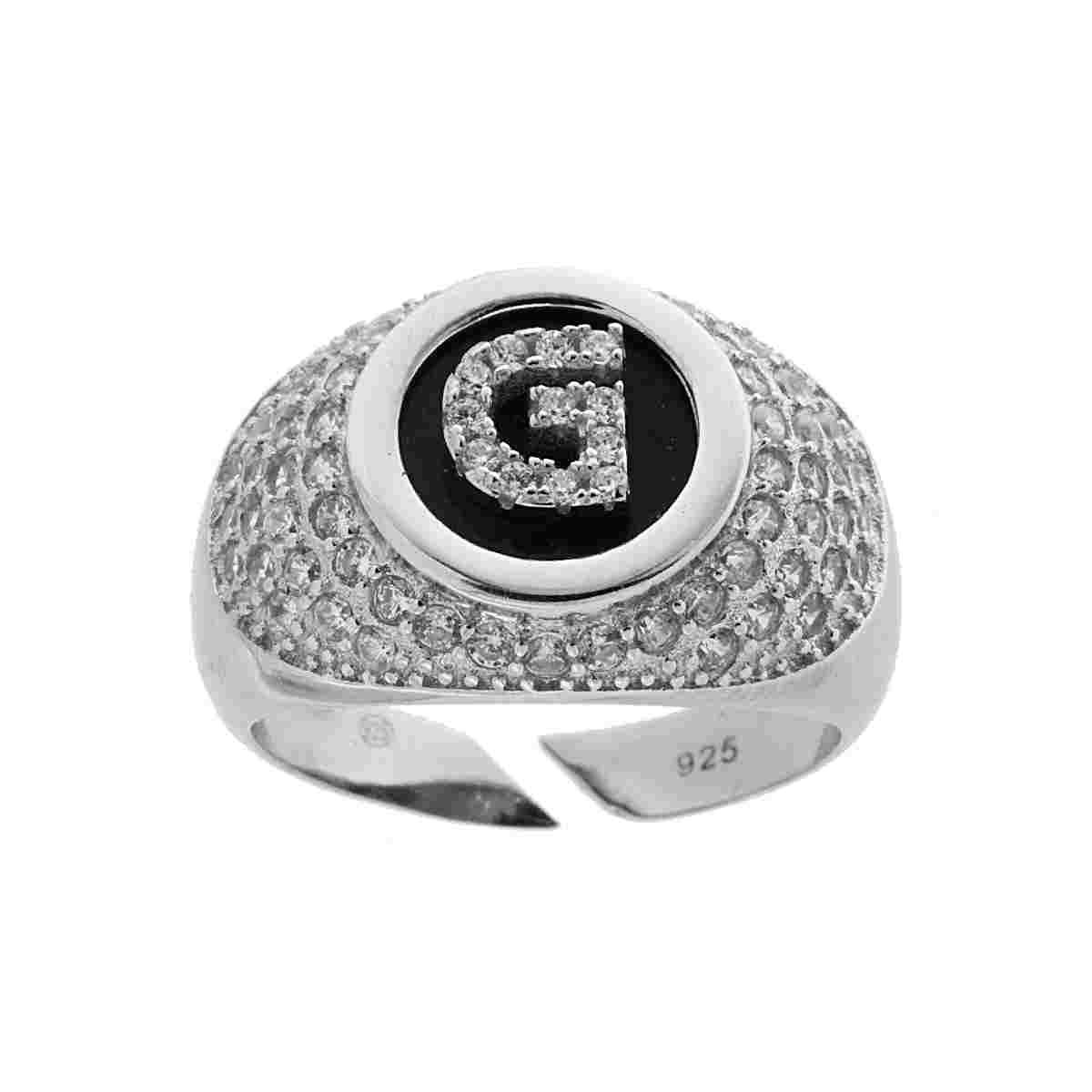 Anello Fascione Zirconi Bianchi con Lettera Zirconi Bianchi su fondo nero in ARGENTO 925 Galvanica Rodio