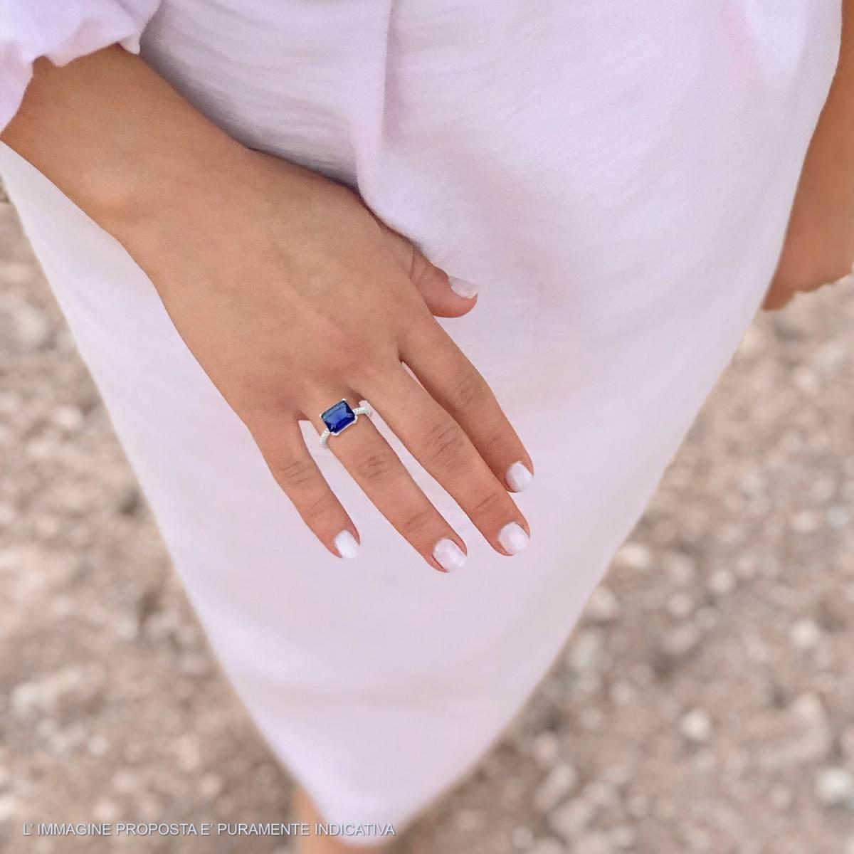 Anello Solitario Rettangolo Blu Zaffiro con Cubic Zirconia Bianchi in ARGENTO 925 Galvanica Rodio