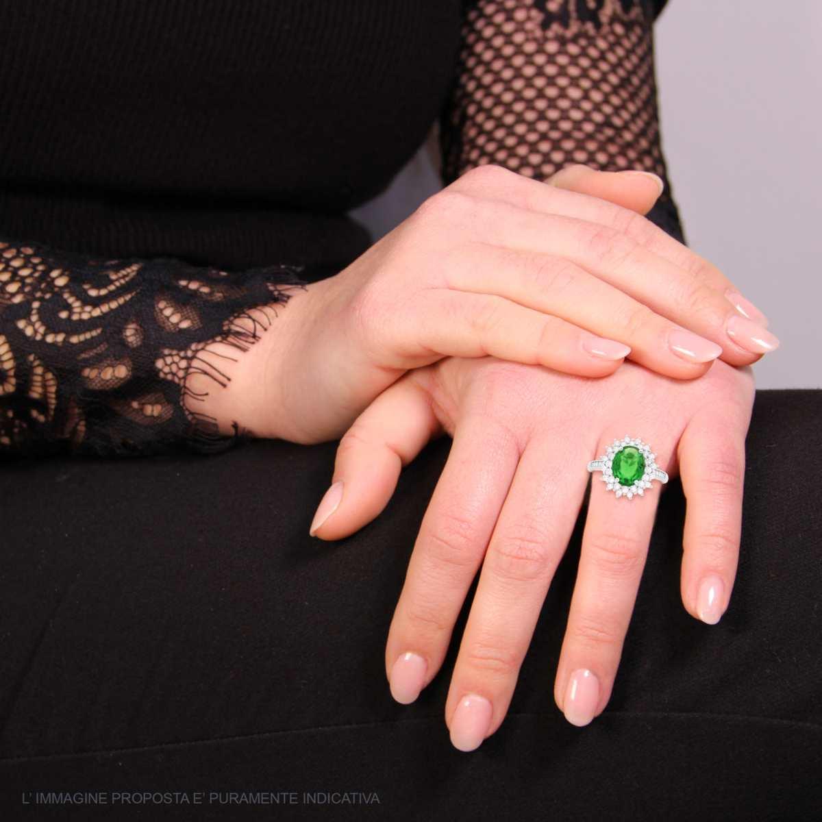 Anello Halo Solitario con Zircone Ovale Verde Smeraldo contornato da Zirconi Bianchi in ARGENTO 925 Galvanica Rodio