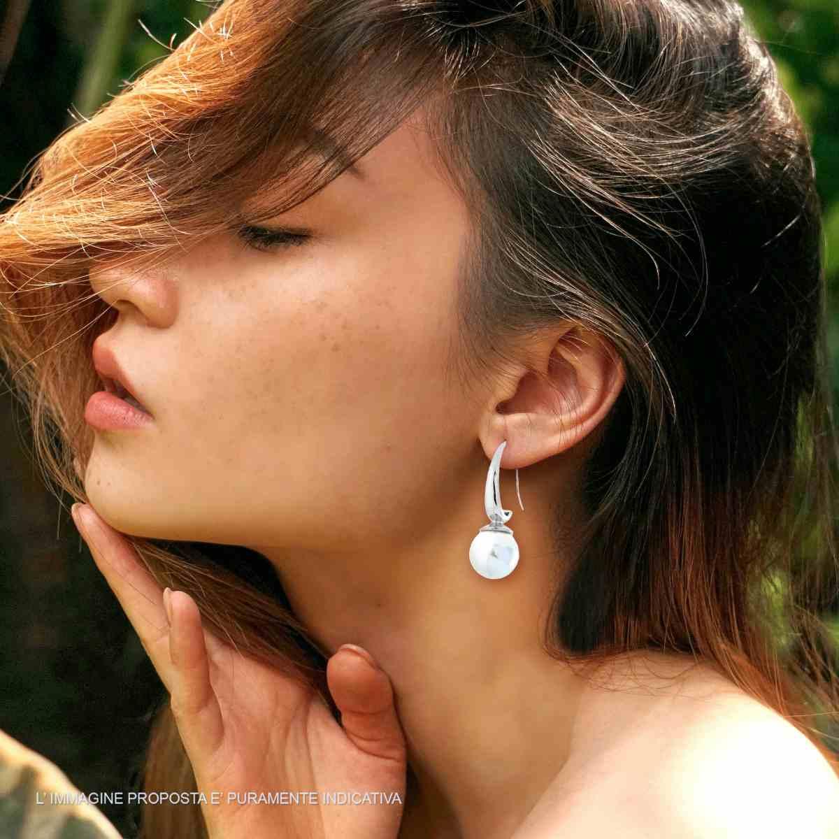 Orecchini ad Amo con Perla Bianca in ACCIAIO