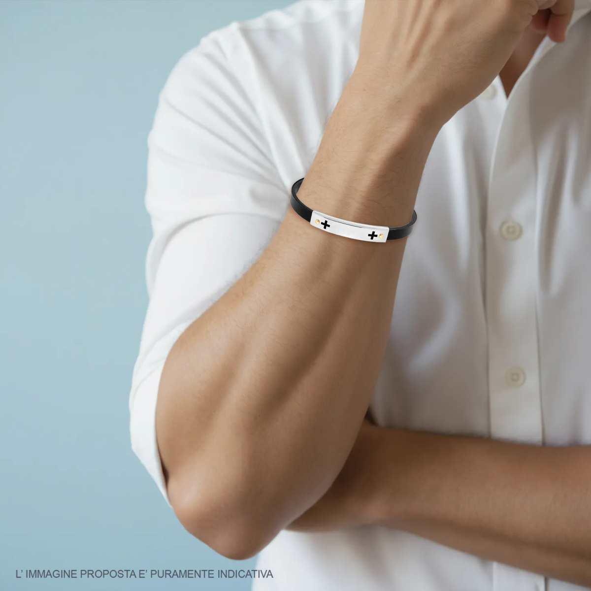 Bracciale Uomo in Caucciu Nero con Targa Decoro Geometrico e Punti colore Oro in ACCIAIO